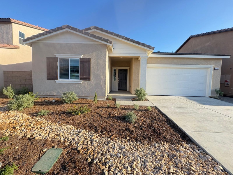 31367 Autumn Blaze Dr in Winchester, CA - Building Photo