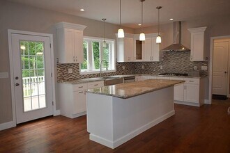 40 Green St in Foxboro, MA - Building Photo - Building Photo