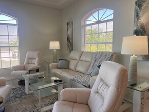 1316 Gondola Park Dr in Venice, FL - Building Photo - Building Photo