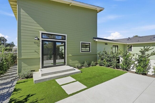 property at 1065 Buena Vista Way