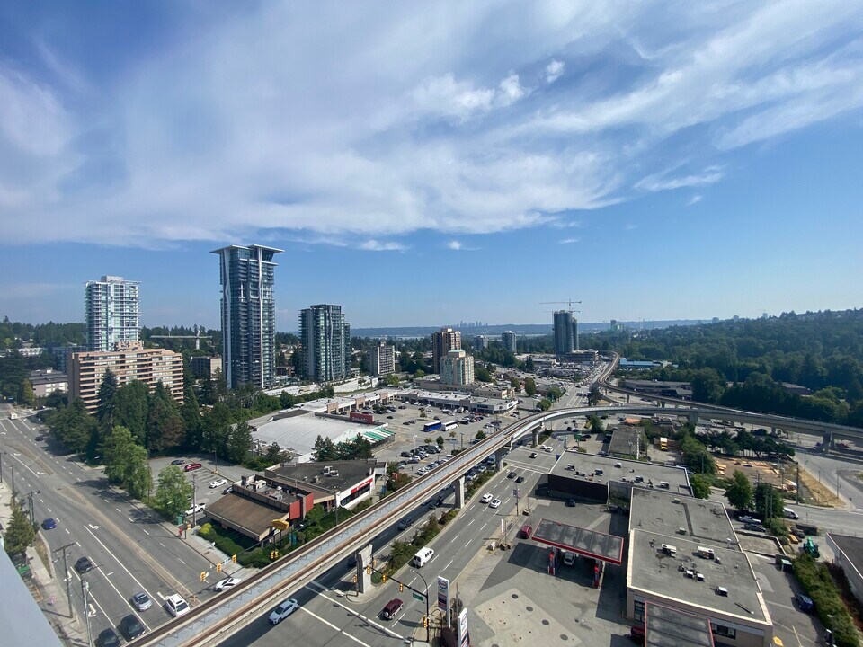 3888 Evergreen Pl in Burnaby, BC - Building Photo
