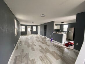 1923 Messanie St in St. Joseph, MO - Building Photo - Building Photo