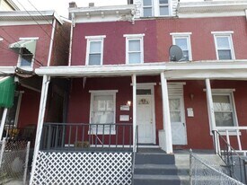 36 Kelsey Ave in Trenton, NJ - Building Photo