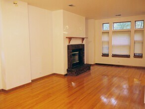 715 S Claremont Ave in Chicago, IL - Building Photo - Building Photo