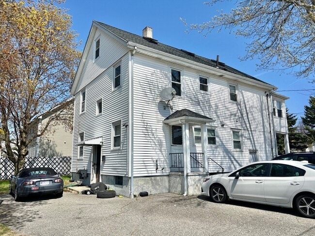 38-40-40 Florence St