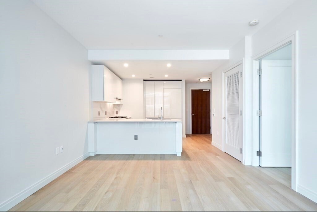 60 6th Ave, Unit 2 in Quincy, MA - Foto de edificio