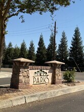 7452 E Robinson Ave in Fresno, CA - Building Photo - Building Photo
