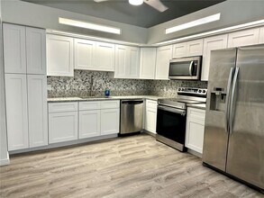 4395 Hansard Ave in North Port, FL - Building Photo - Building Photo