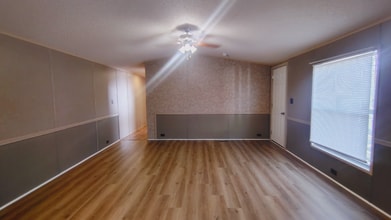 4842 SW Topeka Blvd in Topeka, KS - Building Photo - Building Photo