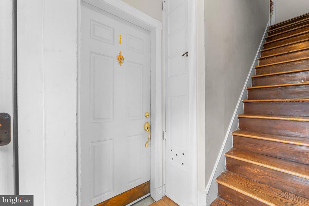 550 Hobart Pl NW in Washington, DC - Building Photo