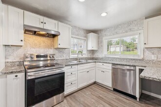 2318 Eccles St in Pittsburgh, PA - Building Photo - Building Photo