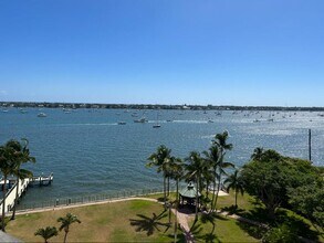 5200 N Flagler Dr in West Palm Beach, FL - Building Photo - Building Photo