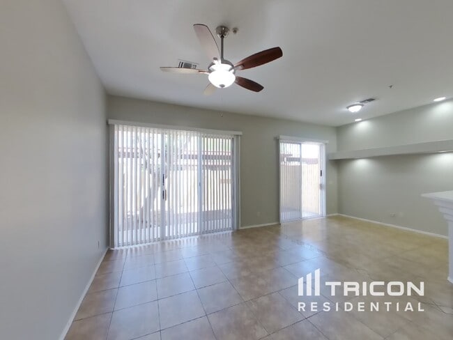7528 N 19th Ave in Phoenix, AZ - Building Photo - Building Photo