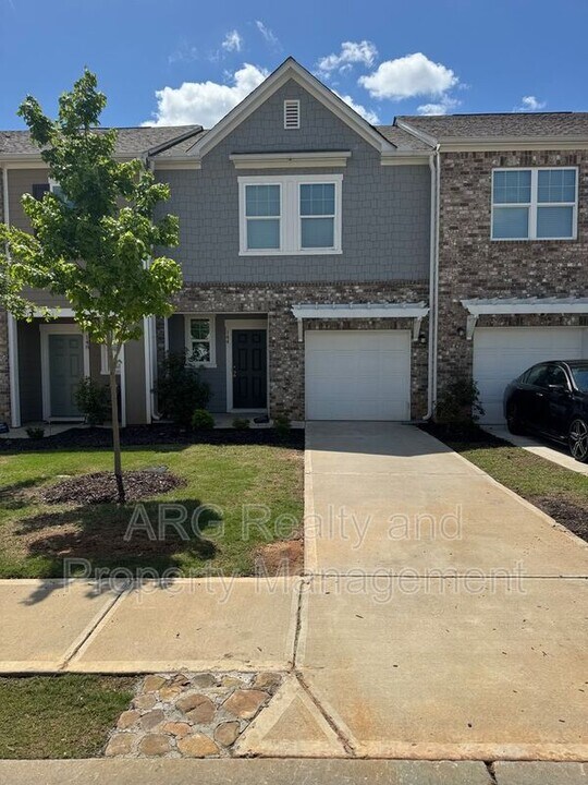 144 Swindon Dr in Mcdonough, GA - Building Photo