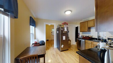 7 Jay St in Somerville, MA - Building Photo - Building Photo