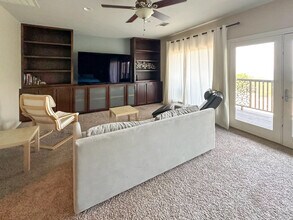 206 Forest Dr in Buchanan Dam, TX - Building Photo - Building Photo