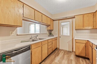 15940 Granada Ave in Apple Valley, MN - Building Photo - Building Photo