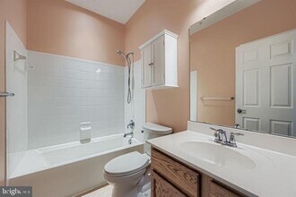 346 Paladium Ct in Owings Mills, MD - Building Photo - Building Photo