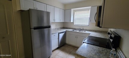 1030 4th St in Daytona Beach, FL - Building Photo - Building Photo