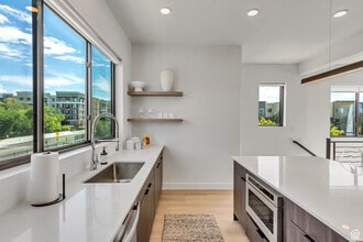 44 W Iko Ave, Unit S#137 in Millcreek, UT - Building Photo - Building Photo