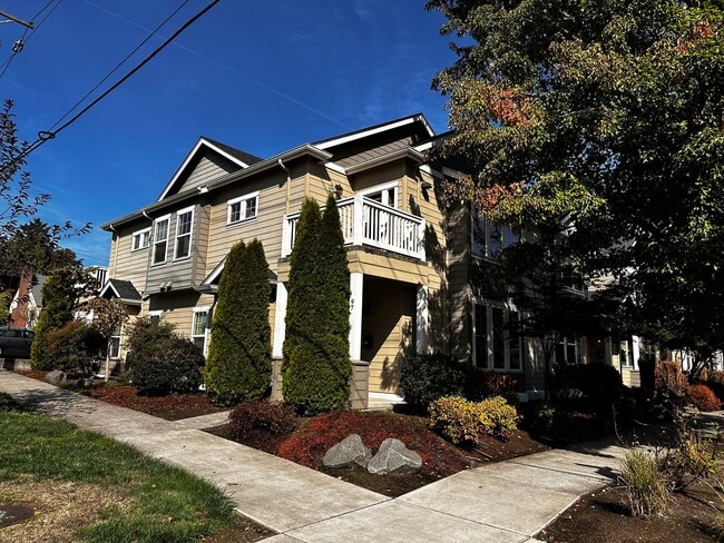 property at 82 E 19th Alley