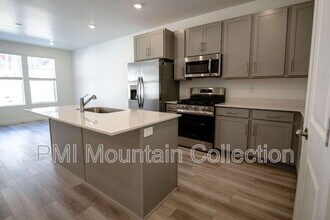 2484 Wildwood Ln in Daniel, UT - Building Photo - Building Photo