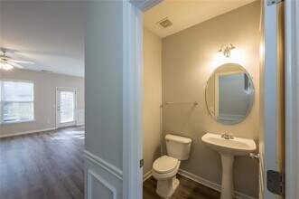 204 Parc View Ln in Woodstock, GA - Building Photo - Building Photo