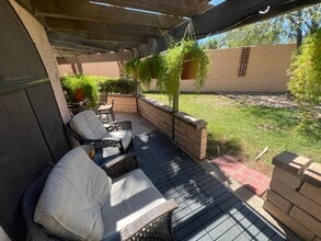 2853 Laguna Dulce Way in Las Vegas, NV - Building Photo - Building Photo