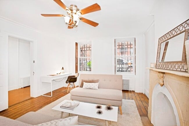 100 Mercer St in Jersey City, NJ - Building Photo - Building Photo