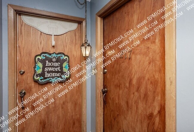 217 Loomis Ave in Des Moines, IA - Building Photo - Building Photo