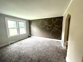 231 Connecticut Ave in Clairton, PA - Building Photo - Building Photo