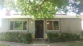 Condo: 2 Bedroom / 1 Bathroom - Citrus Heights, Unit 1 in Citrus Heights, CA - Building Photo