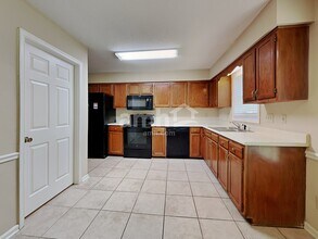 5806 Manor Ridge Trl in Greensboro, NC - Building Photo - Building Photo