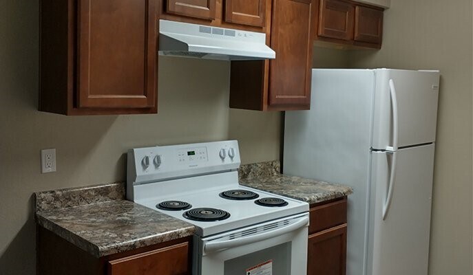 501 Henderson Ave in Palacios, TX - Building Photo