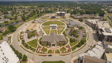 Flats at Switch in Fishers, IN - Foto de edificio - Building Photo