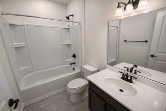 10279 Benjamin Way in Dayton, OH - Building Photo - Building Photo