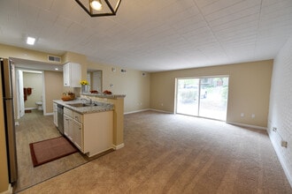 Durham Court in Allison Park, PA - Building Photo - Building Photo