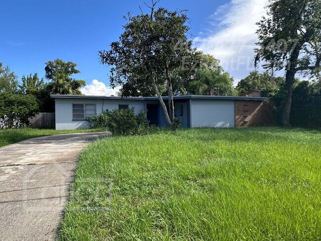 3392 Bougainvillea Dr in Winter Park, FL - Building Photo - Building Photo