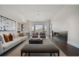 316 Beacon St, Unit 2 in Boston, MA - Building Photo