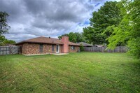 1104 Tobie Layne St photo'