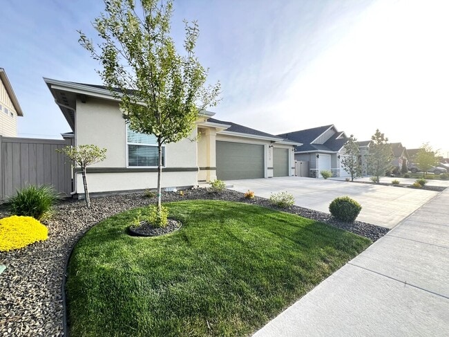 2370 W Herron Ridge Dr in Nampa, ID - Building Photo - Building Photo