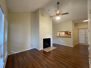 715 W 22 1/2 St in Austin, TX - Building Photo - Building Photo