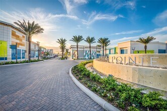 734 SW 4th Terrace in Dania Beach, FL - Foto de edificio - Building Photo