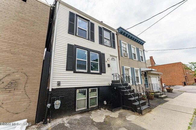 59 Bradford St in Albany, NY - Building Photo - Building Photo