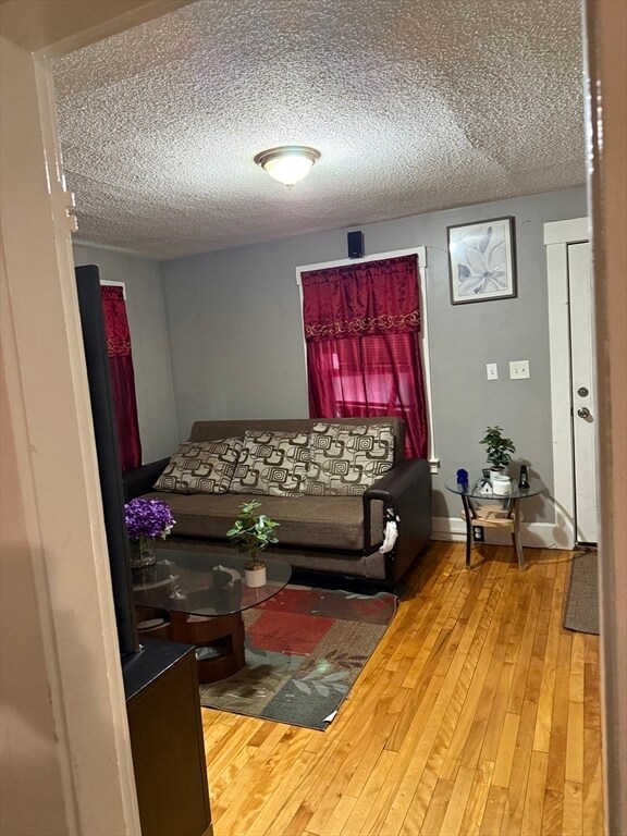 115 Beech St in Fitchburg, MA - Building Photo - Building Photo