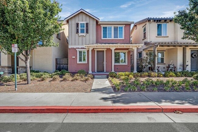 210 Stratus Common in Livermore, CA - Building Photo - Building Photo
