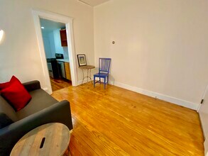 30 Fairmont Ave, Unit 2 in Cambridge, MA - Foto de edificio - Building Photo