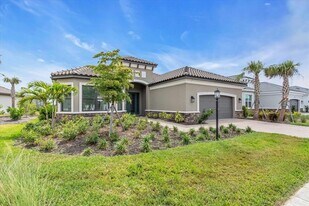 10176 Silent Night Ln in Sarasota, FL - Building Photo