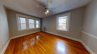 11 Gray St, Unit 5 in Cambridge, MA - Building Photo