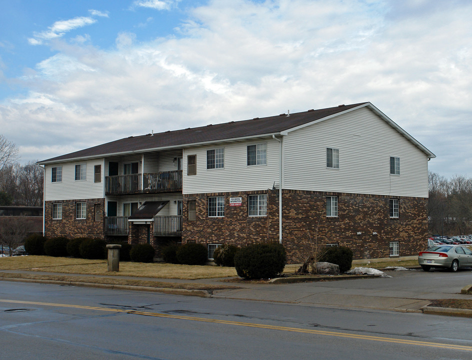 380 W Market St in Xenia, OH - Foto de edificio